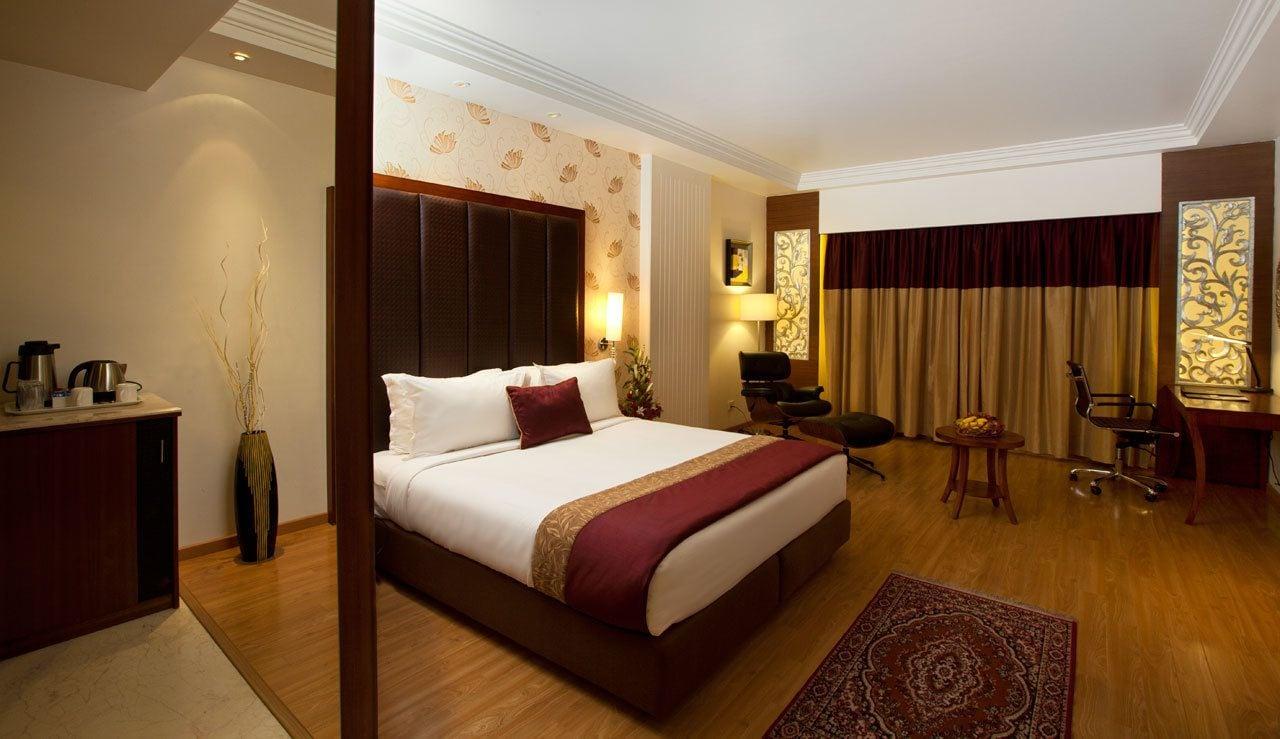 Hotel The The Grand Magrath Bangalore Dış mekan fotoğraf