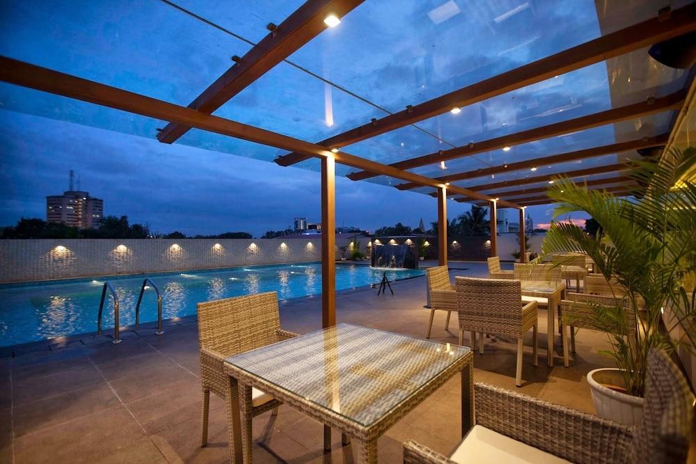 Hotel The The Grand Magrath Bangalore Dış mekan fotoğraf