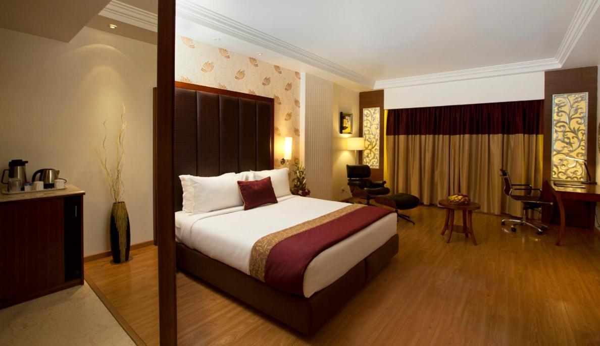 Hotel The The Grand Magrath Bangalore Dış mekan fotoğraf
