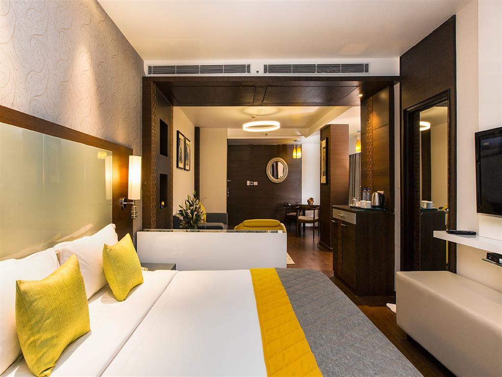Hotel The The Grand Magrath Bangalore Dış mekan fotoğraf